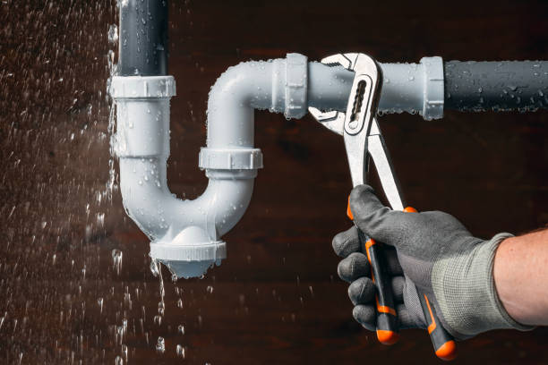 Professional Drain Cleaning technician working in Bagley, IA
